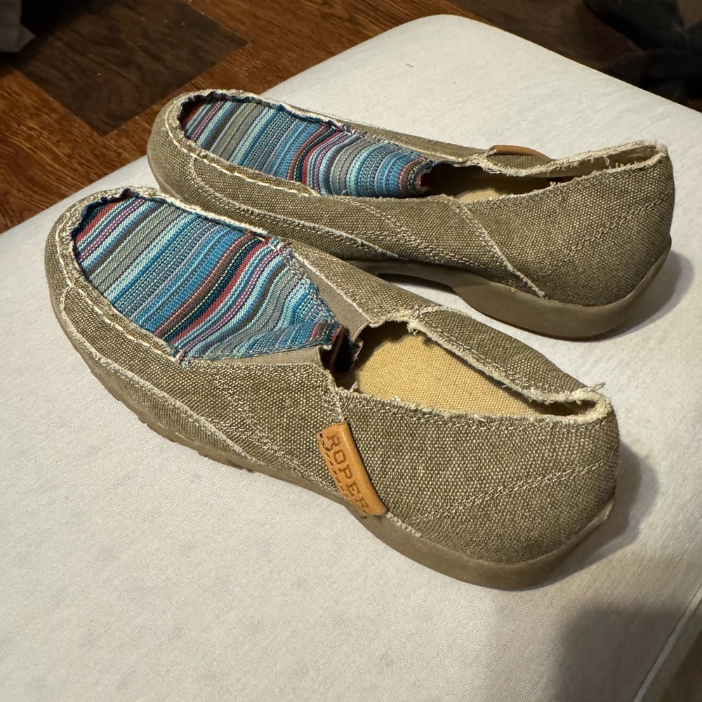 Women’s Roper shoes